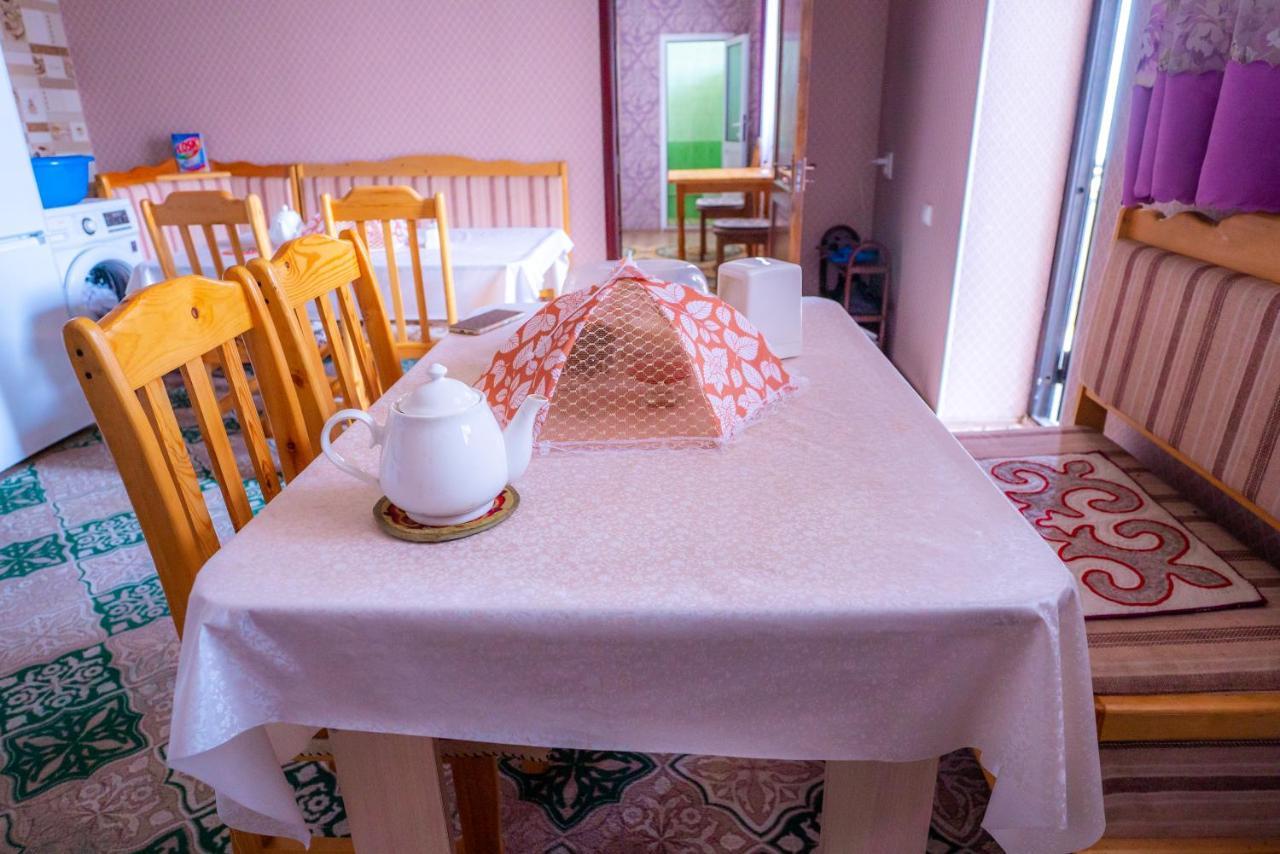 Guest House Etnodom Jalal-Abad Zewnętrze zdjęcie